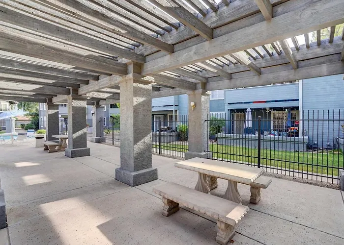 Balcony & Pool Access: Quiet West