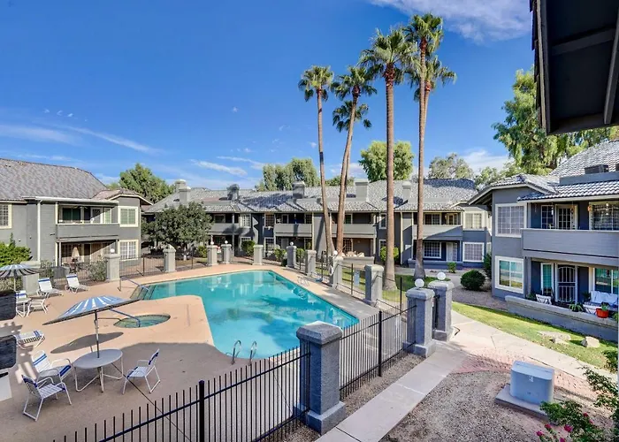 Holiday home Balcony & Pool Access: Quiet West